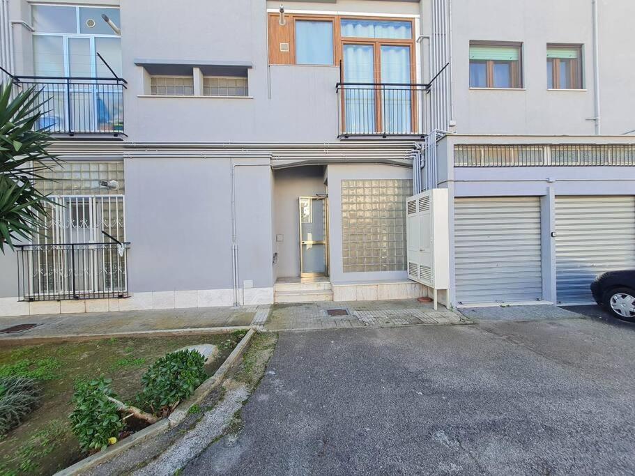 Hiera' Apartment